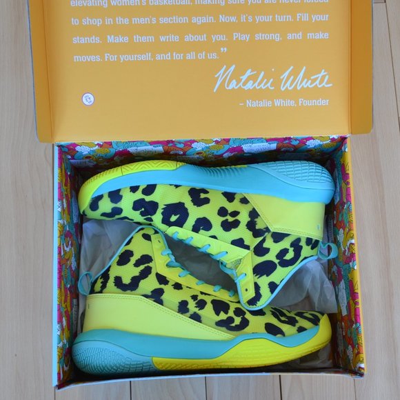Leopard Print Athletic Shoes - Neon Green and Blue - Picture 8 of 8